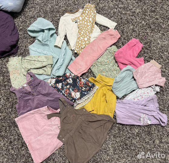 Огромные пакеты одежды на девочку