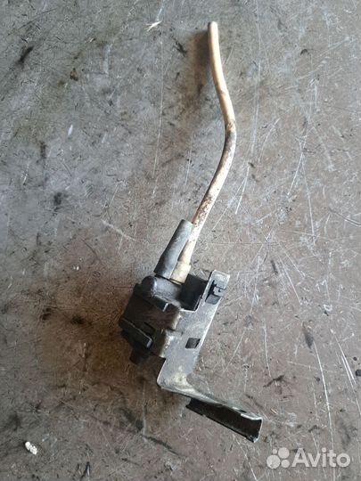 Клапан вакуумный Opel Vectra B