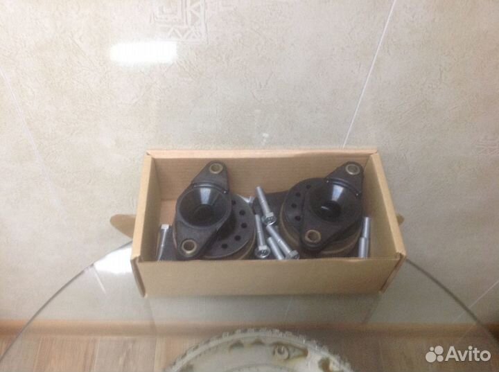 На Хундай I-40 проставки увеличения клиренса