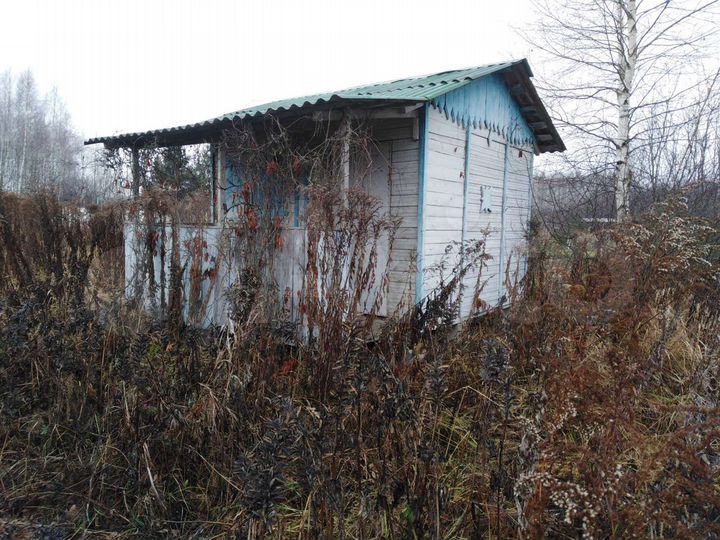 Дача 10 м² на участке 10 сот.