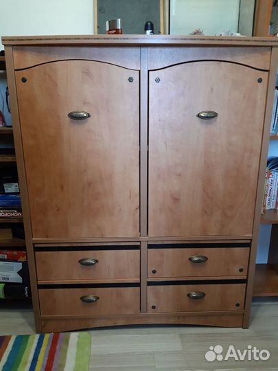 Продам набор мебели для детской