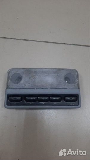 Плафон внутреннего освещения передний