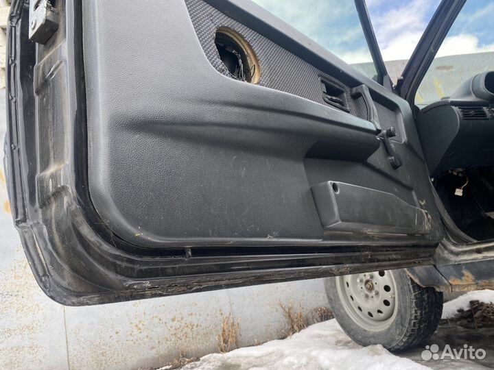 Дверь левая ваз 2113