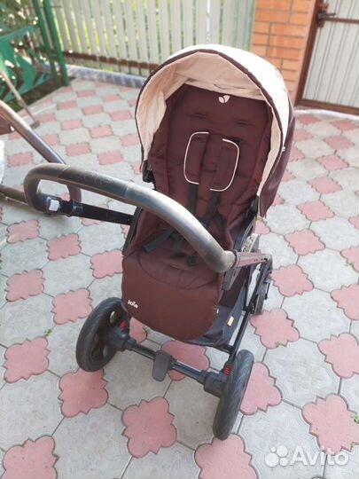 Прогулочная коляска Joie Chrome DLX