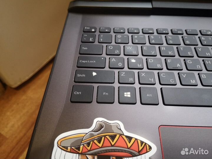 Отличный игровой ноут Dell P72F002 на i5-8300H