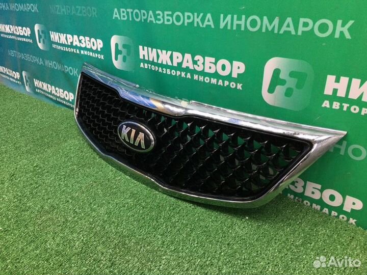 Решетка радиатора Kia Sportage 3 SL 2010-2015