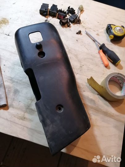 Кожух рулевой колонки Isuzu forward frr35