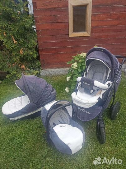 Детская коляска 3в 1