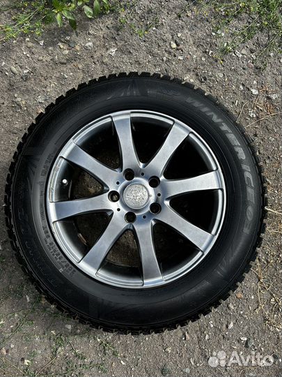 Dunlop SP Winter Ice 03 205/65 R16 99T