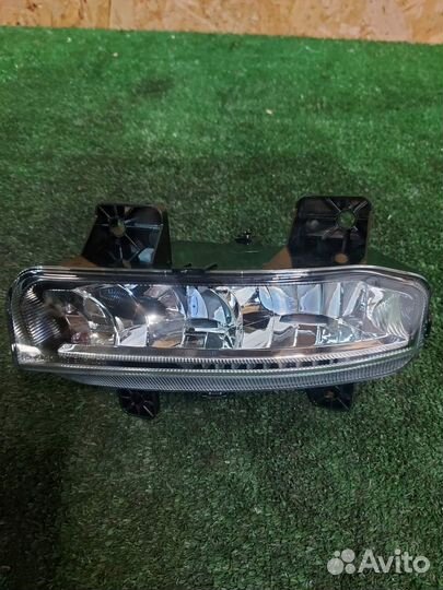 Противотуманная фара левая dodge RAM 2019+