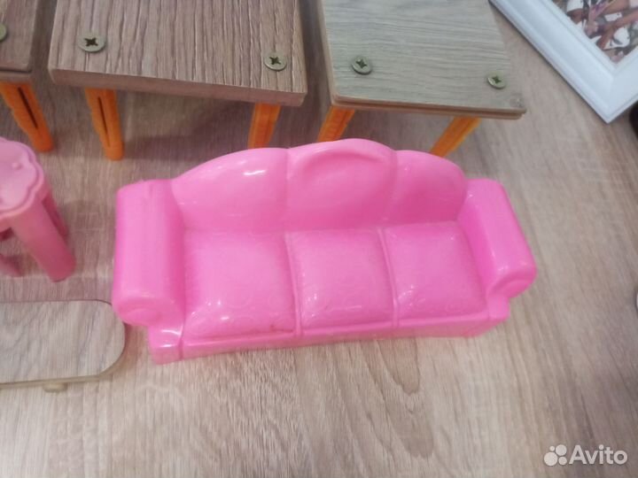 Мебель для кукол Монстер Хай и Барби