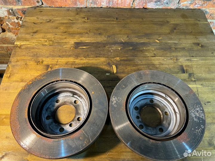 Диск тормозной задний Bmw X5 E70 N52B30 AF 2008