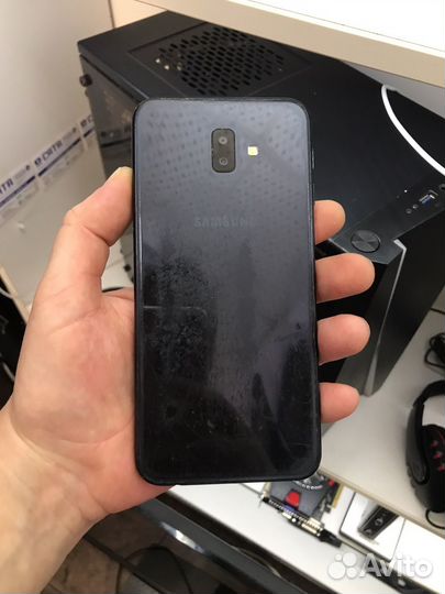 Samsung Galaxy J6+ (2018), 3/32 ГБ
