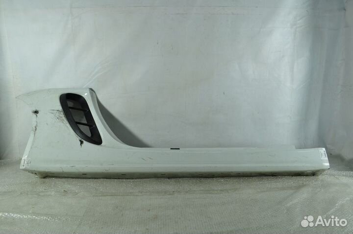 Б/У Накладка порога правая Porsche Boxter 718