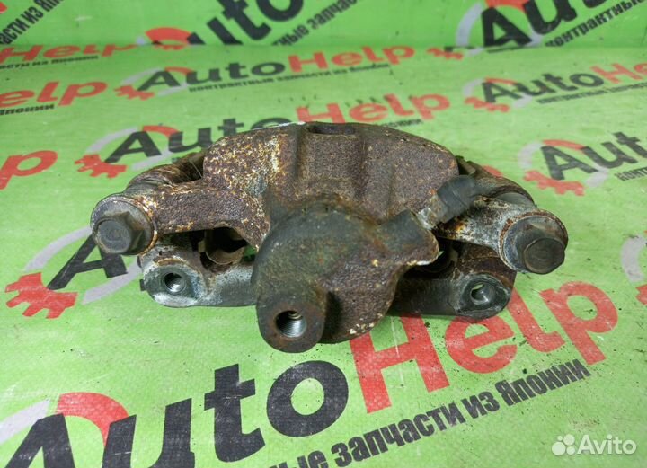 Суппорт mitsubishi legnum EC5W задний правый