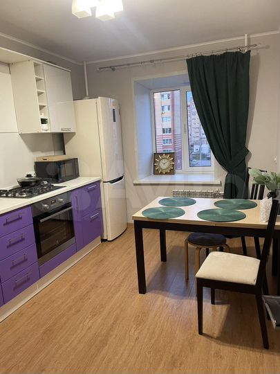 1-к. квартира, 40 м², 4/10 эт.