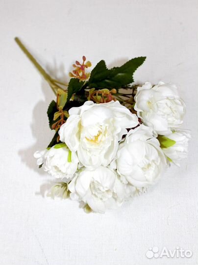 Искусственные цветы для декора свадьбы