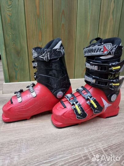 Горнолыжные ботинки atomic 35-36.5 р
