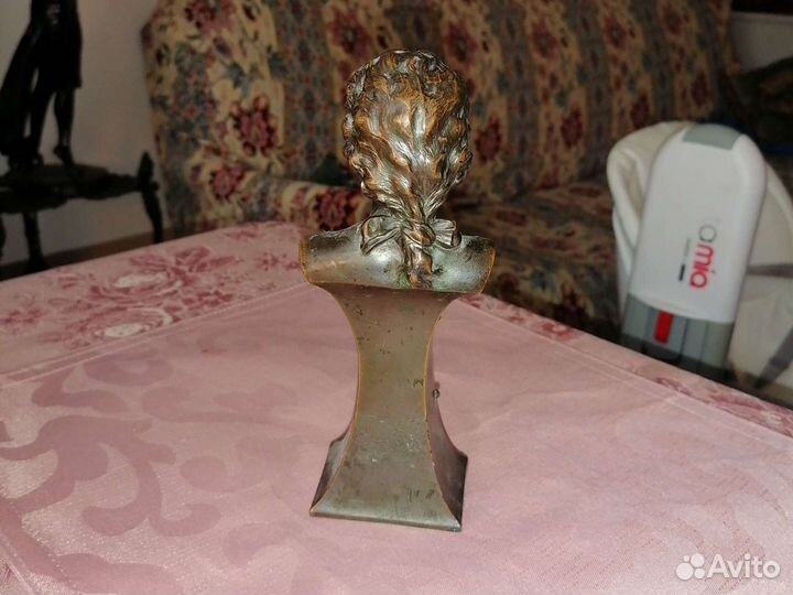 Статуэтка Mozart