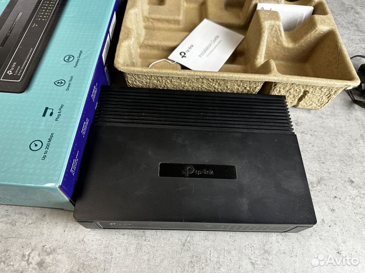 Коммутатор Свитч Хаб на 16 портов TP-link SF1016D