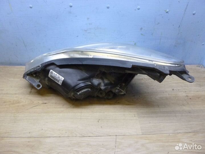 Фара Opel Corsa D 2006-2014