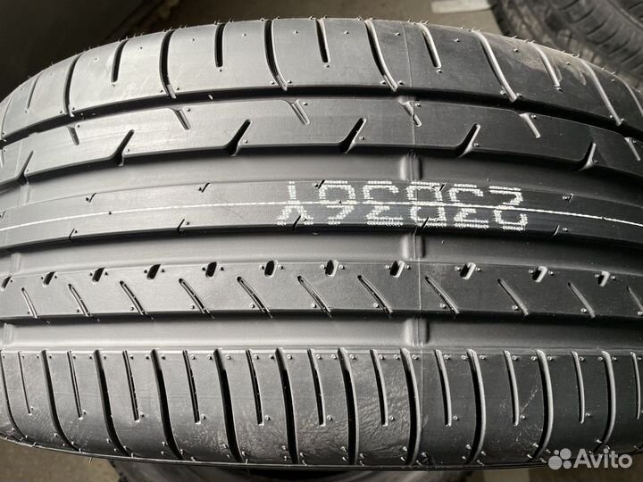 Dunlop SP Sport Maxx 050+ 255/45 R20 105Y