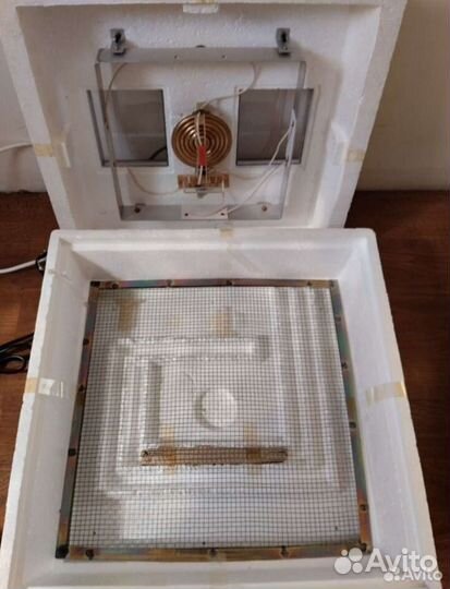 Инкубатор для яиц