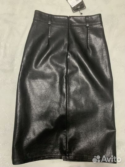 Кожаная юбка миди