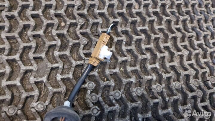 Кнопка багажника Subaru Forester 2013, 2018