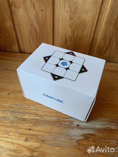 Кубик Рубика Gan 354 v2