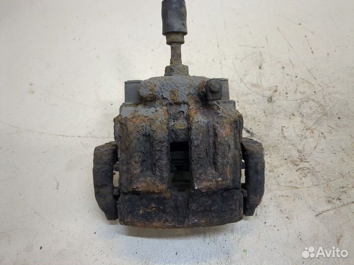 Суппорт BMW 3 E90, E91, E92, E93, 2006