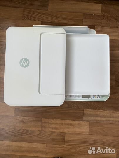 Цветной струйный принтер HP DeskJet Plus 4122