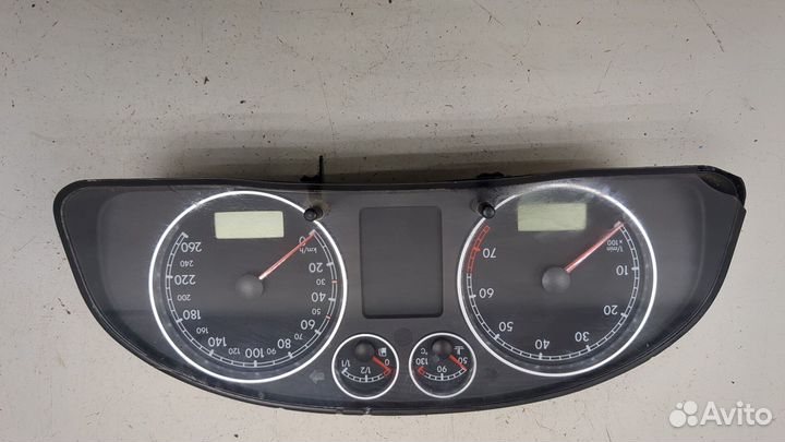 Щиток приборов Volkswagen Passat 5, 2001