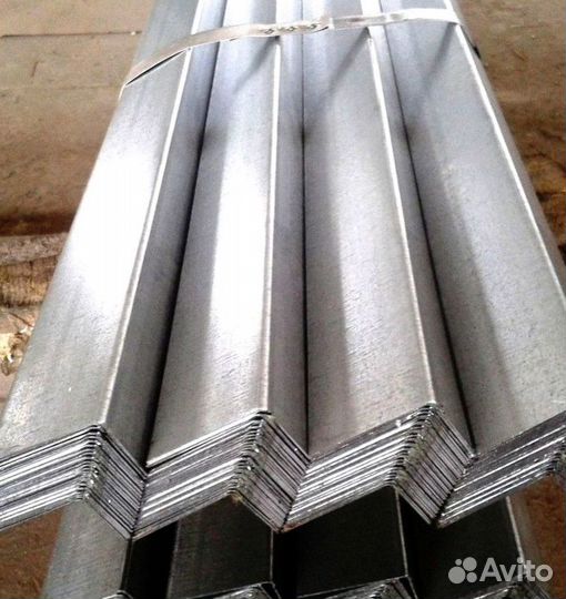 Уголок металлический