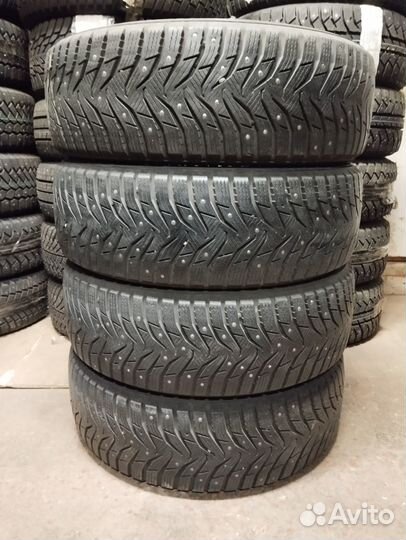 Kumho WinterCraft SUV Ice WS31 225/60 R18 104T