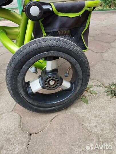 Трехколесный велосипед коляска