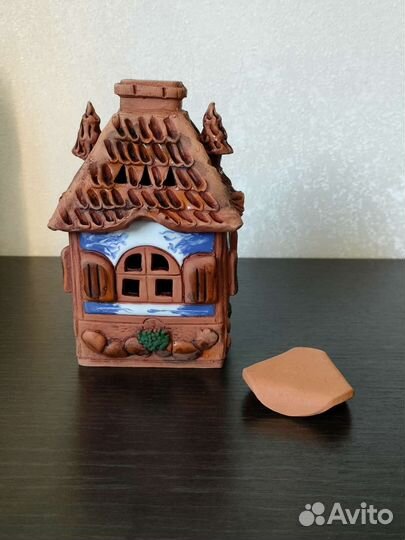 Домик-подсвечник из глины ручной работы