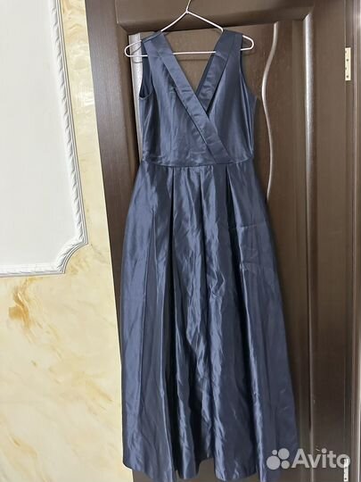 Нарядное платье 42-44