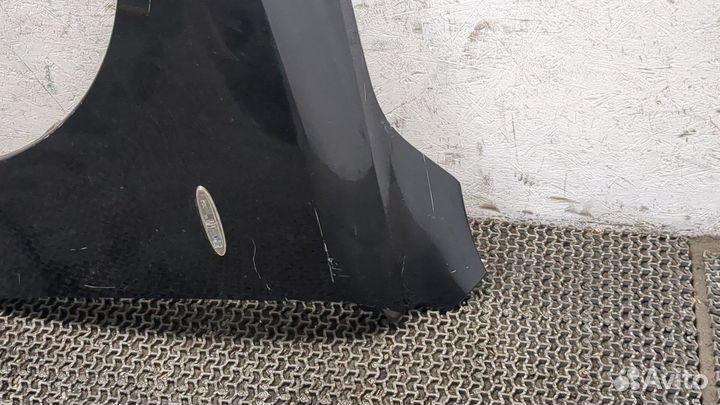 Крыло Lexus IS, 2008