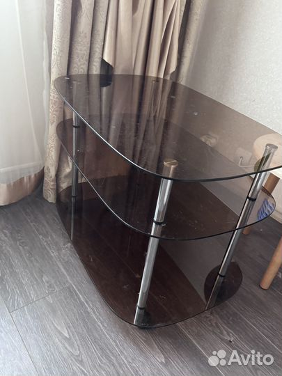 Журнальный столик