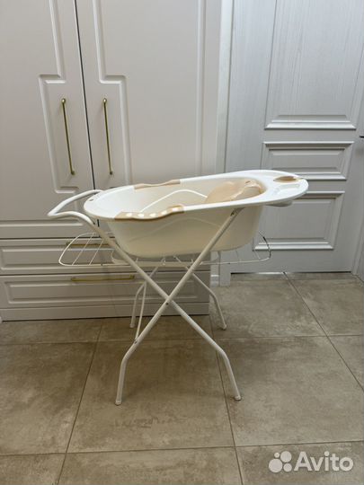Ванночка детская с подставкой