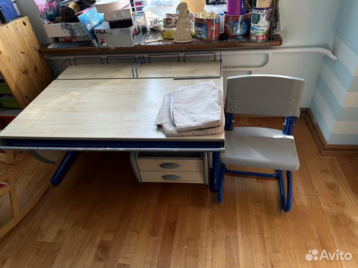 Детская парта со стулом