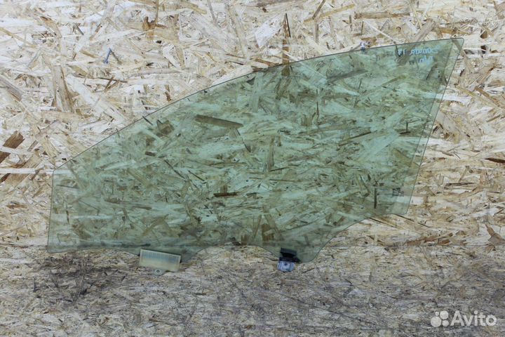 Стекло передней правой двери Hyundai Sonata 7