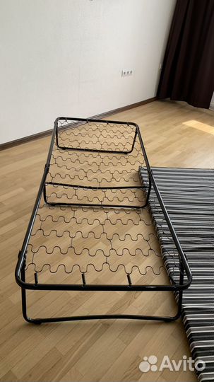 Раскладушка с матрасом