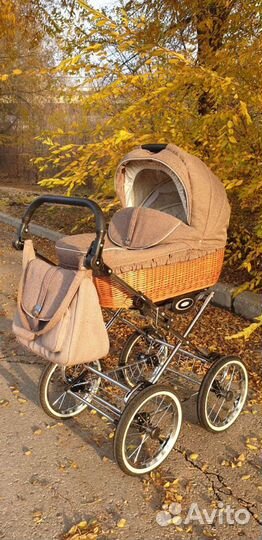 Прогулочная коляска 3 в 1