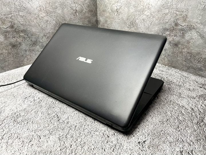 Большой игровой ноутбук asus 4 ядра, 17