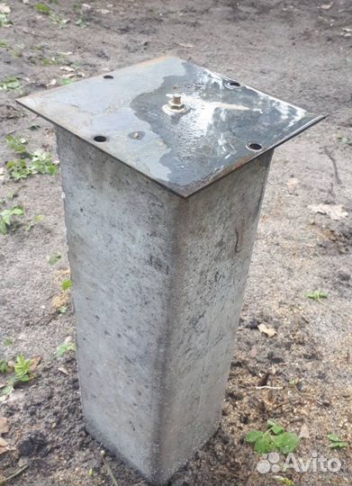 Оголовок для сваи