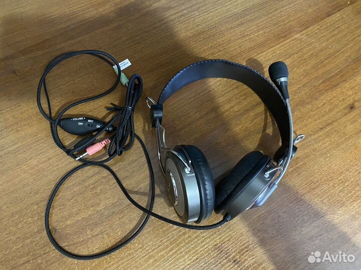 Наушники Genius HS-04SU