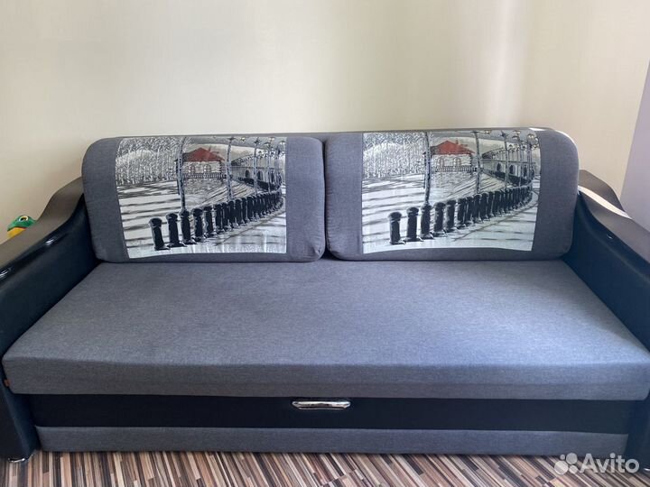 Диван Лидер