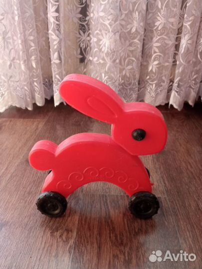 Игрушки СССР, заяц каталка СССР